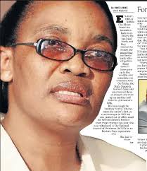 Unnoticed ex-mayors watch from afar