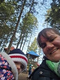 Anissa Chase's Instagram, Twitter & Facebook