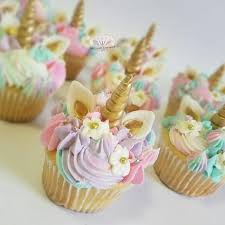 Cupcake Licorne Recherche Google Unicorn Cupcakes Unicorn Cake Unicorn Birthday Parties
