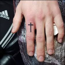 Jul 19, 2018 · even the most elaborate finger tattoos for men won't take more than an hour or two to finish. Simple Giraffe Finger Tattoo