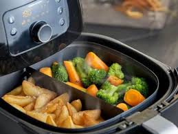 È la soluzione sana per gustare cibi fritti croccanti ogni giorno, con poco o senza olio. Le Migliori Friggitrici Ad Aria Del 2021