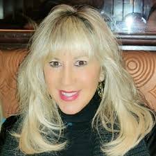 Chelsea Rummel's Instagram, Twitter & Facebook