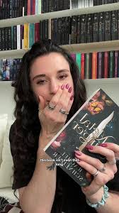 Metal Slinger Setting Art