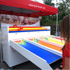 The song, published by stephen foster in 1853, first became a kentucky derby staple around 1921, but over the last few years. Derbyrennen Mieten Kirmes Spiel F Events