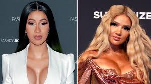 Low quality 128kb low quality 128kb. Mit Album Cover Kopiert Cardi B Hier Etwa Shirin David Promiflash De
