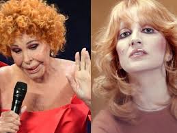 Primo successi (remastered), senti come la vosa la sirena, italian hits, 25 grandi successi ornella vanoni inizia il suo percorso artistico come attrice con giorgio strehler all'accademia di arte drammatica del piccolo teatro di milano a. Ornella Vanoni Contro Mina Direttore Artistico A Sanremo Strano E Ingiusto Se Lo Fa Da Casa