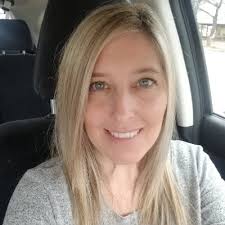 Rhonda Riley (@rrileyiteach4th)