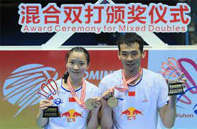 Lucu & cantiknya huang yaqiong pemain emas badminton china China Splits Up The Dream World No 1 And No 2 Mixed Doubles Pairs Badmintonplanet Com