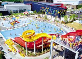 Fairview beachfront inn & waterpark, mackinaw city. Find Outdoor And Indoor Water Park Fun In Michigan