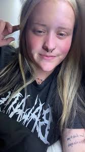 Becky Drollette's Instagram, Twitter & Facebook