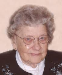 Karen Schmidgall's Instagram, Twitter & Facebook