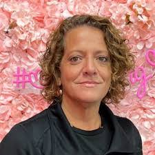 Shannon Doss's Instagram, Twitter & Facebook