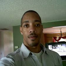 ronald nesbitt (@THEONLYRN)