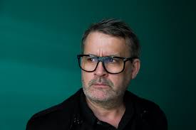 TV personality, musician and US expert Thomas Seltzer joins us