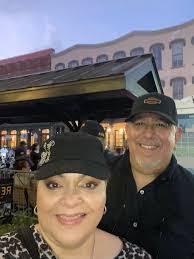 Elizabeth Cerna's Instagram, Twitter & Facebook