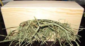 If for some reason the traditional hay bag doesn't work for your horse, here are five diy projects to check out. Hay Rack Litter Box Ideas