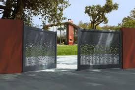 Conseil N 2 Personnaliser Votre Portail Avec Construiresamaison Com Portail Et Cloture Portes De Jardin En Metal Portail