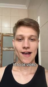 Banho em São Paulo: Teto de Vidro e Vizinhos