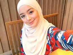 Zizan dan mira filzah berada di pulau langkawi sejak 14 februari lalu menjalani penggambaran. Mira Filzah Jawab Gosip Cinta Dengan Zizan Razak Iluminasi