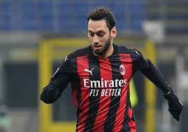 Calhanoglu, 27 years, ac milan ranks 40 in the seria a market value 17.5 m check his profile, stats and in depth player analysis. Man Utd Set To Miss Out On Calhanoglu Al Bawaba