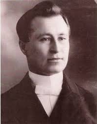 The Reverend Ewen MacDonald, husband to Lucy Maud Montgomery, author of the  Anne of Green Gables series : r/VintageLadyBoners