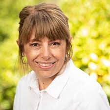 ThreeTwoOne with Becky Papworth #author of Janet Jackson Superhost