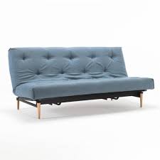 La solution gain de place. Canape Convertible Au Meilleur Prix Innovation Living Canape Convertible Design Aslak Lit 140 200 Cm Capitonne Pietement Chene Inside75