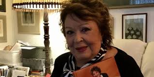 2020) | blesk:tonda tran nebude jen moderovat, ale aktivně se. O Cem Je Biograficka Kniha O Jirine Bohdalove Zlata Adamovska A Jirina Bohdalova Se Objevily Ve Zcela Novem Svetle Fakta Today
