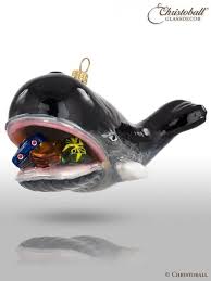 Der wal prallt in seiner wut aber ebenfalls gegen den felsen und zerschmettert dabei das floß, und pinocchio verliert sein leben. Nostalgia Weihnachtsform Wal Kollektion Pinocchio Pinocchio Edle Weihnachtskugeln Wal