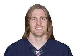 Chicago Bears quarterback Caleb Hanie, who was demoted to the team's No. 3  QB, will be inactive Sunday.