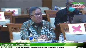 Nga n profesi bagi guru pegawai negeri sipil daerah pada jenjang pendidikan menengah di kota bandung, provinsi jawa barat. Https M Tribunnews Com Sains 2021 01 06 Dewi Harus Tidur Hingga Larut Malam Mengerjakan Animasi Https Cdn 2 Tstatic Net Tribunnews Foto Bank Images Film Animasi Unstring Your Heart Jpg Salah Seorang Siswa Smk Raden Umar Said Rus Kabupaten