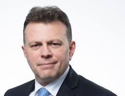 Balancing the Grind with Amanda Kelly, Co-Founder + Advertising &  Partnerships Director at Freelancing Gems