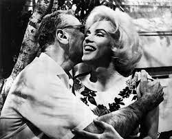 The Last Months of Marilyn Monroe's Life - Girl Who Travels the World