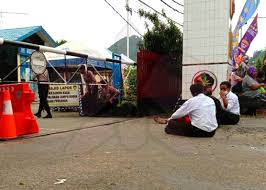 Home viral link vidio pramugari lion air selingkuh anoure aslama dan prillia berliani viral. Pramugari Dan Pramugara Ketahuan Selingkuh Lion Air Pecat Prillia Berliani Dan Anoure Aslama Lelemuku Lelemuku Com Kebanggaan Anak Negeri Portal Berita Yang Informatif Dan Objektif