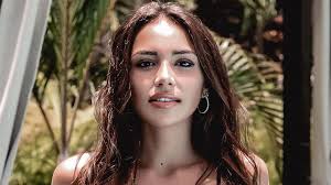 La madre de Sandra Pica carga contra los que cuestionan el ingreso de su  hija