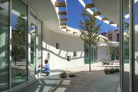 Luca Peralta: vi racconto la "mia" scuola Nzeb che stimola i sensi - A ...