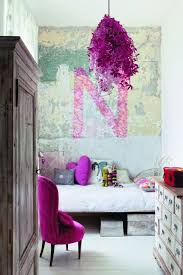 Une Maison De Caractere En Italie Frenchy Fancy Deco Violet Deco Idee Deco