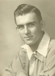 Mitchell Combs's Instagram, Twitter & Facebook