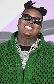 Ivory Scott looks like