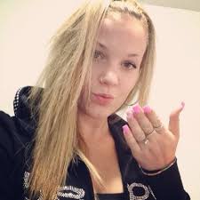 CayLa CoRneLL (@baddesst)