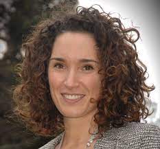 En 2018, vous avez contribué, plus que jamais, à faire grandir la cause des enfants grâce à votre engagement sans faille aux côtés d'un enfant par la main. Salaire De Marie Sophie Lacarrau Journaliste Et Presentatrice Tv Paiecheck