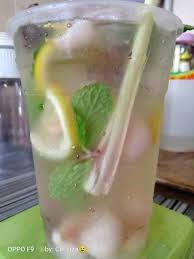Resepi soda herbs resepi air soda herbs resepi soda herbs sedap cara mudah buat air soda air aiskrim soda aku tuang satu botol setengah utk jug besar mcm ni lemon sebijik dihiris longan dua tin. Resepi Air Soda Herbs Viral Air Penyejuk Tekak Memang Padu Daily Makan