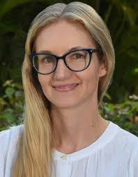 Michele Sprague's Instagram, Twitter & Facebook