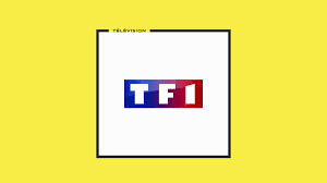 Axel auriant, aka félix dans plan b (sur tf1) et lucas dans skam, joue avec nous à tu préfères. voyager dans le futur ou dans le présent ? L Histoire Et Les Interpretes De La Serie Plan B Diffusee Des Ce Lundi Sur Tf1 Leblogtvnews
