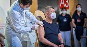 Seznam zemí podle míry rizika epidemie v české republice nadále zpomaluje. V Cr Bylo Zahajeno Ockovani Proti Onemocneni Covid 19 Mezi Prvnimi Ockovanymi Byl I Premier Babis Vlada Cr