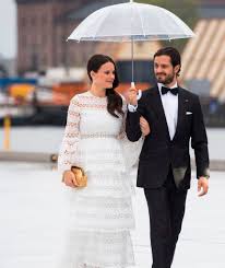 Prinzessin sofia von schweden erwartet ihr drittes kind. Sofia Und Carl Philip Schweden Royals Erwarten Drittes Kind Royals Bild De