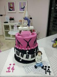 Bia Cake Design Torta Per Due Gemelli Diversi Due Gemelle Torte Gemelli