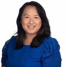 Heidi Confer's Instagram, Twitter & Facebook