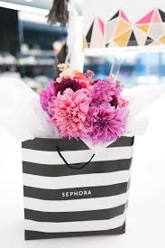 30th Birthday Goodie Bag Ideas Modern Glam Sephora Party Kara S Party Ideas Makeup Birthday Party Makeup Party Decorations Sephora