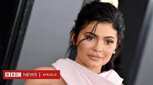 Elle a fondé sa propre entreprise de couture après avoir travaillé dans de nombreuses entreprises. Kylie Jenner Devient La Plus Jeune Milliardaire Du Monde Bbc News Afrique